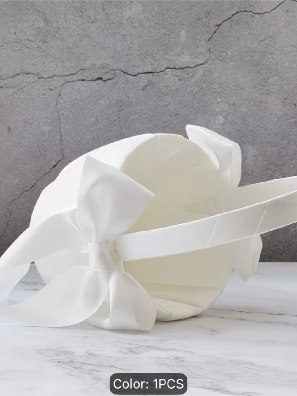 Elegant White Bow Handle Bag - Picture 2 of 6
